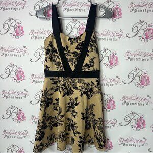 Papaya dress mini flowers tan Beige and Black Floral Dress